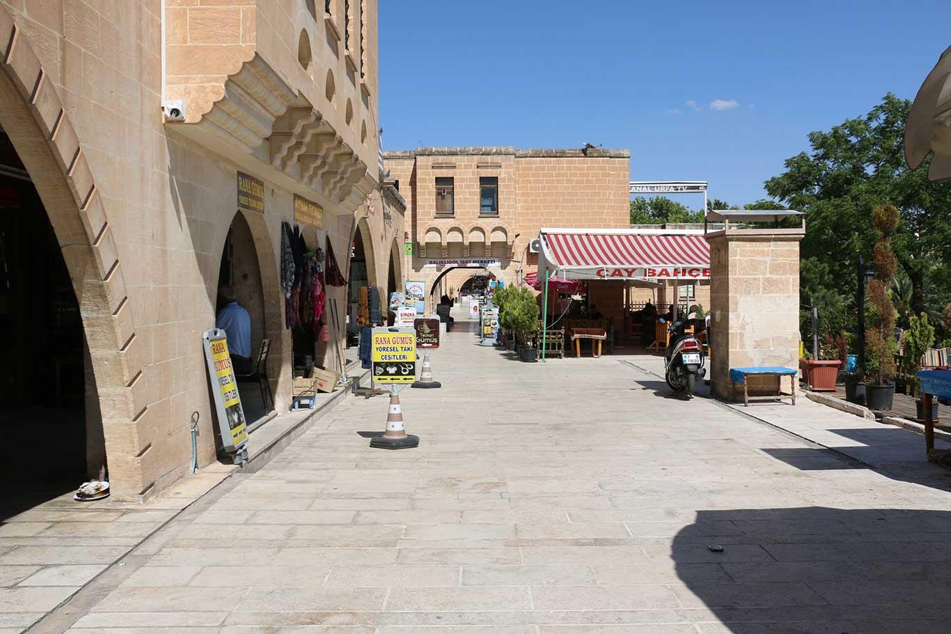 Şanlıurfa Balıklıgöl esnafı: Kiralarımızı ödeyemeyecek duruma geldik